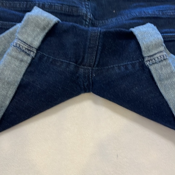 Universal Thread Denim Shorts - Picture 4 of 6
